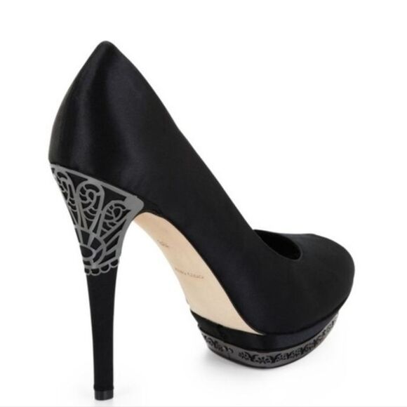 🐢 BCBGMaxazria Dalton Satin Peep-Toe Pump Size 10 4.5" Heel - Picture 9 of 12